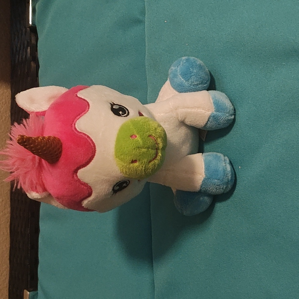 Small plush Unicorn